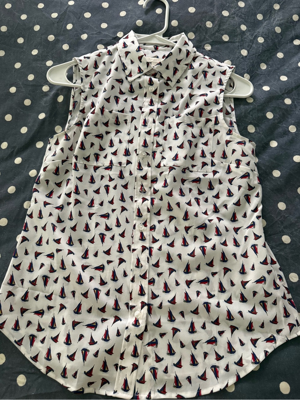 EUC Talbots factory sleeveless top size Petite